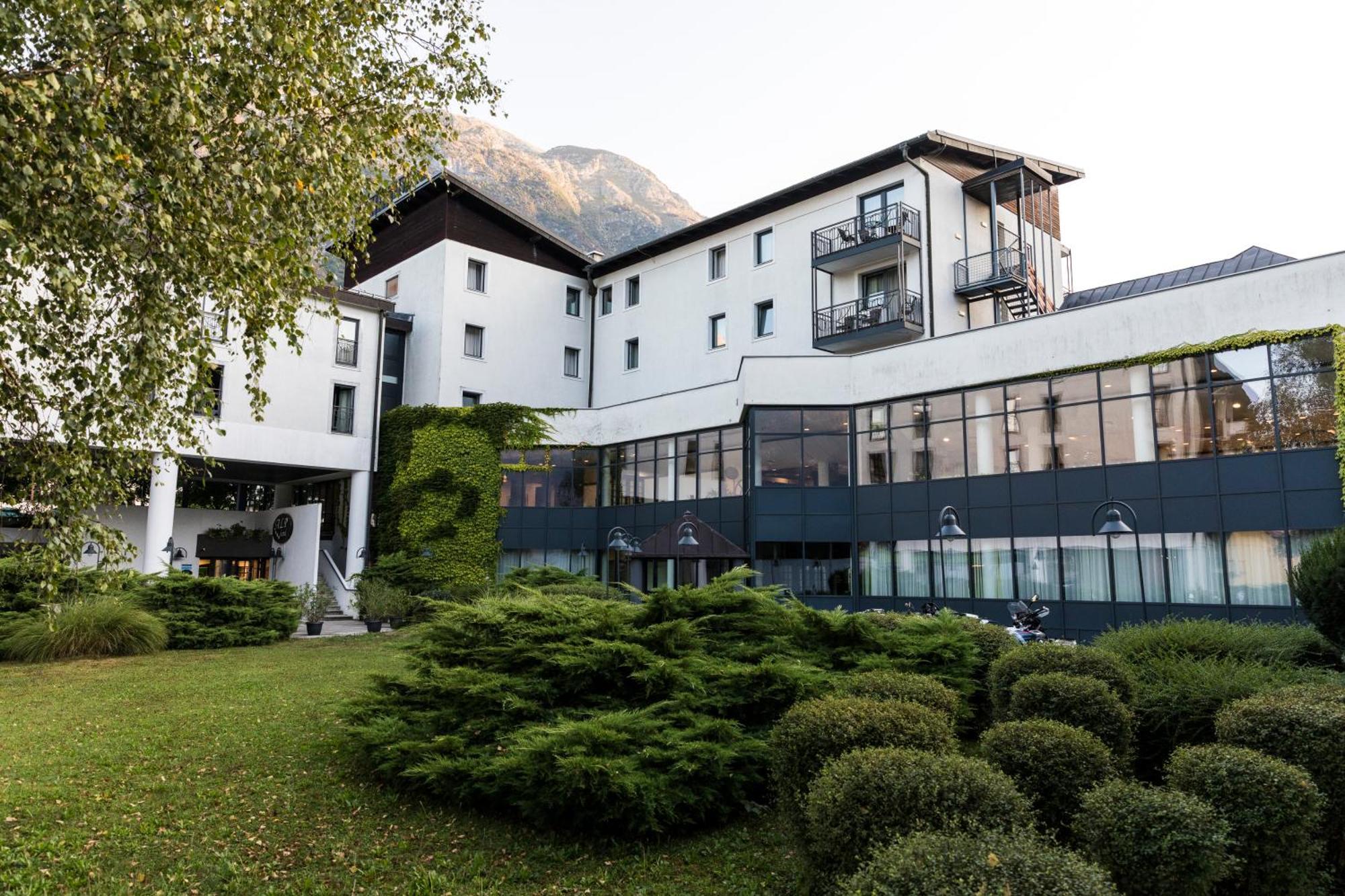 Hotel Alp Bovec Eksteriør bilde